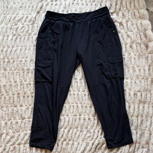Zella Black Ankle Cargo Pants